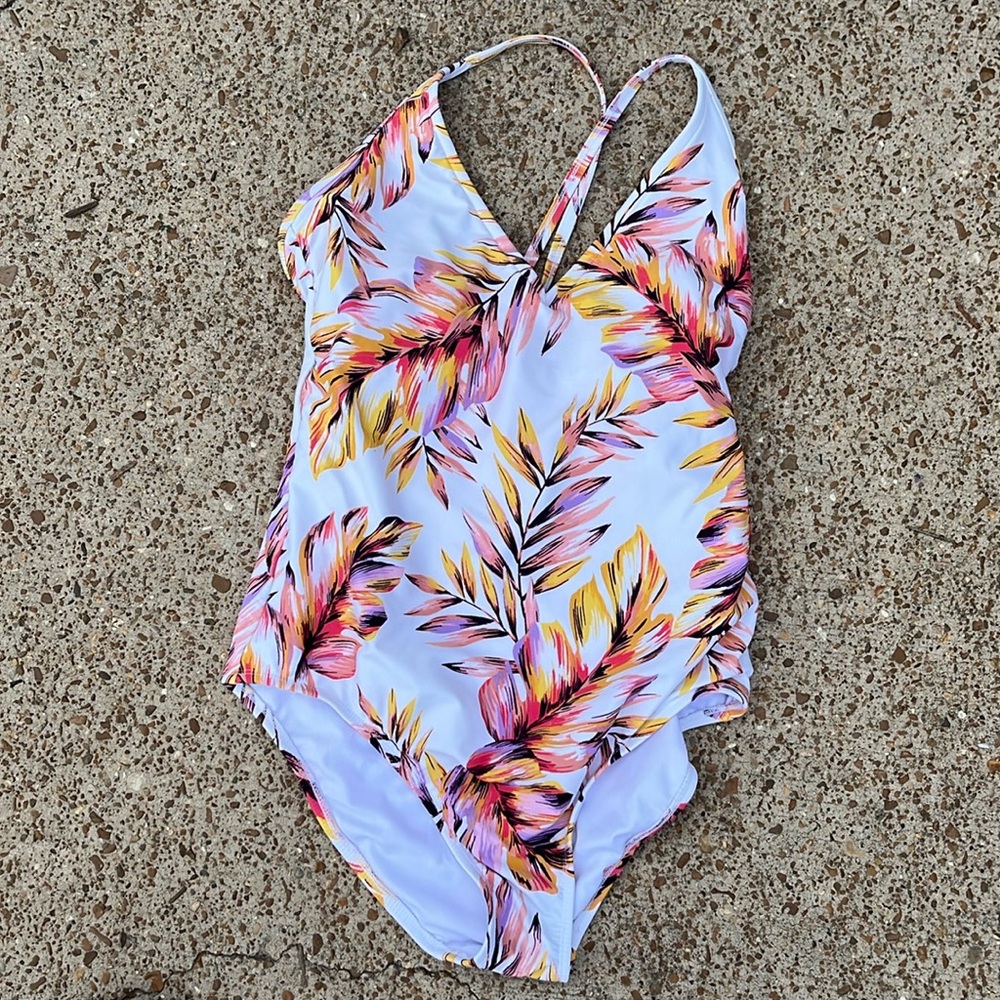 One piece swimmie